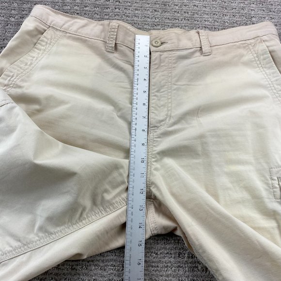 Eddie Bauer Cargo Shorts Men 38 Beige Outdoors Pockets - DISCOLORATION - - Picture 13 of 16